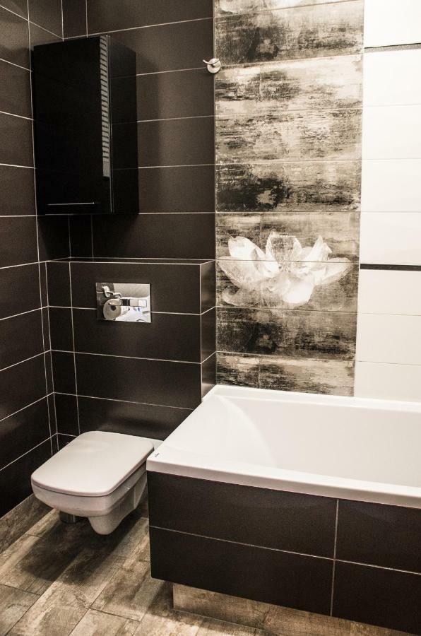 Apartament Expo Brylowska 바르샤바 외부 사진